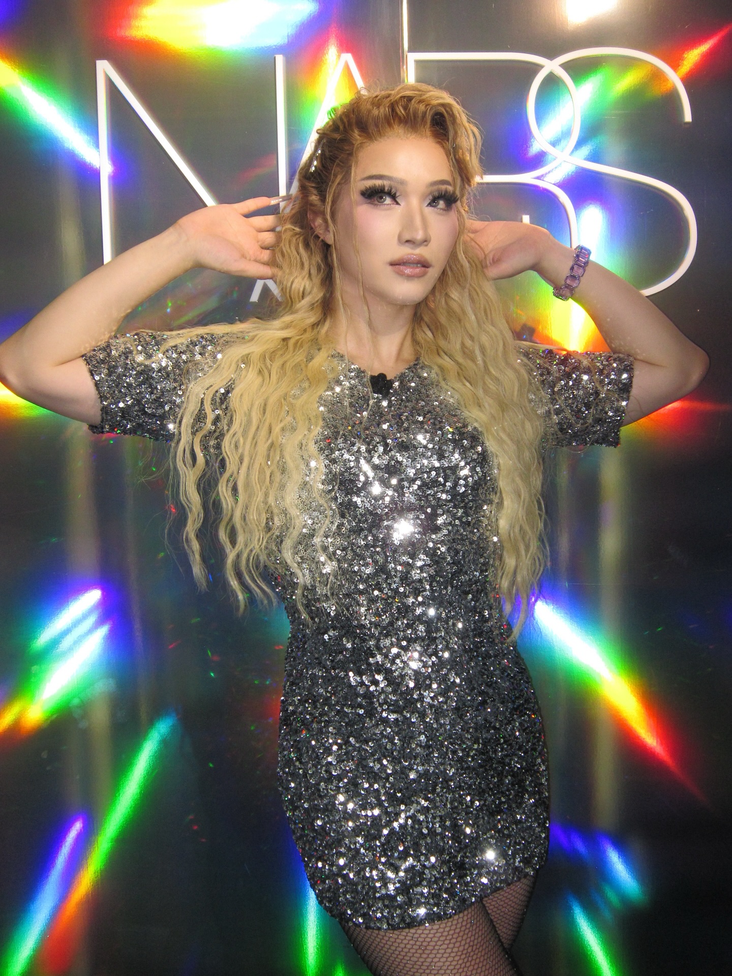 Instagram post by @missfuuji for NARSCosmetics. Caption reads: NARS THE HOLIDAY 2025
「NARS THE DAZZLING DIMENSION....