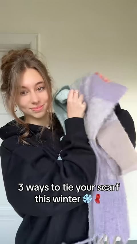 Instagram post by @call.me.robine for In Print We Trust. Caption reads: Which way is your favourite? Hoodie from....