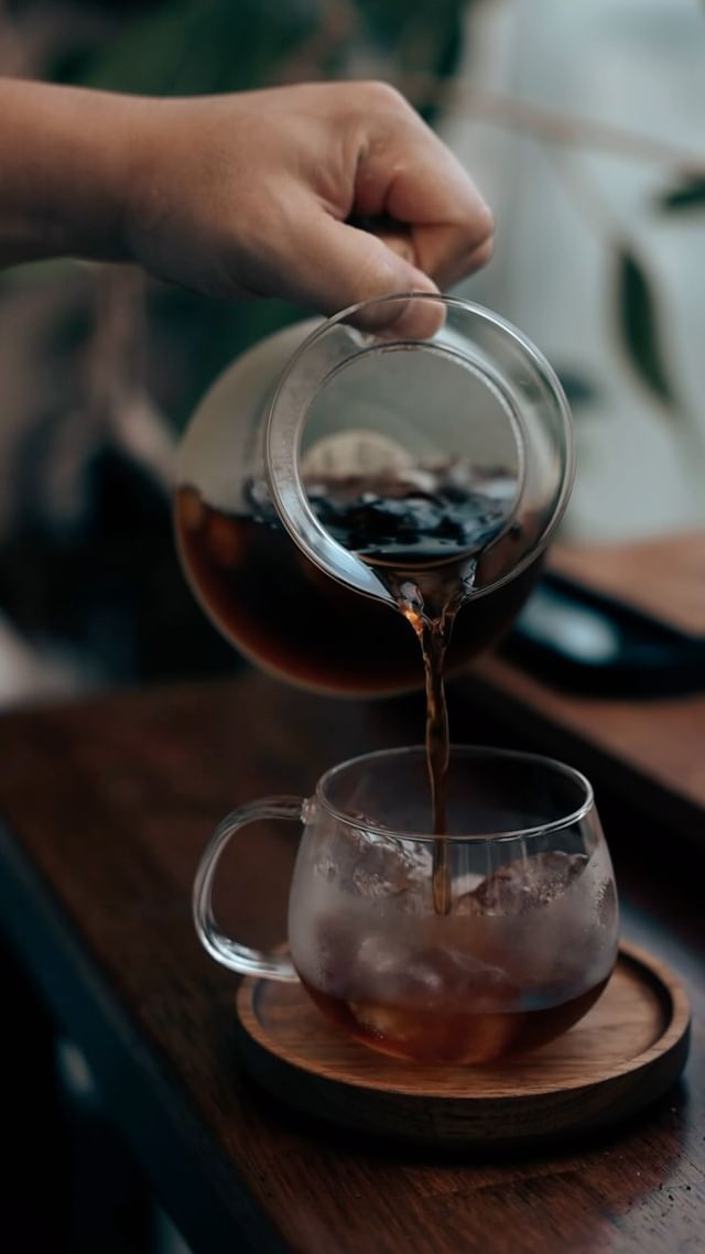 Instagram post by @brewingcafe for HARIO. Caption reads: [...] 

•Coffee Tools
@origami_cup @hario_official....