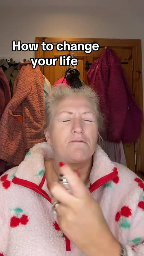 Instagram post by @my_crazy_life_caroline for BPerfect Cosmetics. Caption reads: How to change your life #changeyourlife #gratitude....