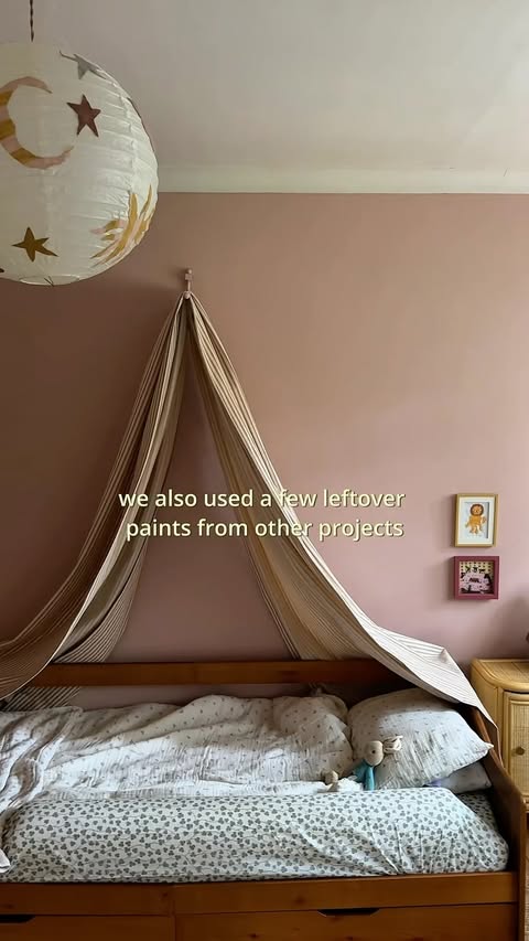Instagram post by @jessroseparr for Dulux. Caption reads: [...] soft and muted pink scheme using some of....