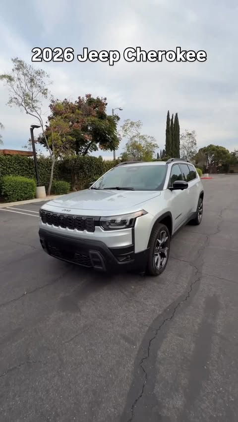 Instagram post by @mobile_mama_reviews for Jeep. Caption reads: Jeep, Jeep, baby! @jeep Cherokee is back! What do....