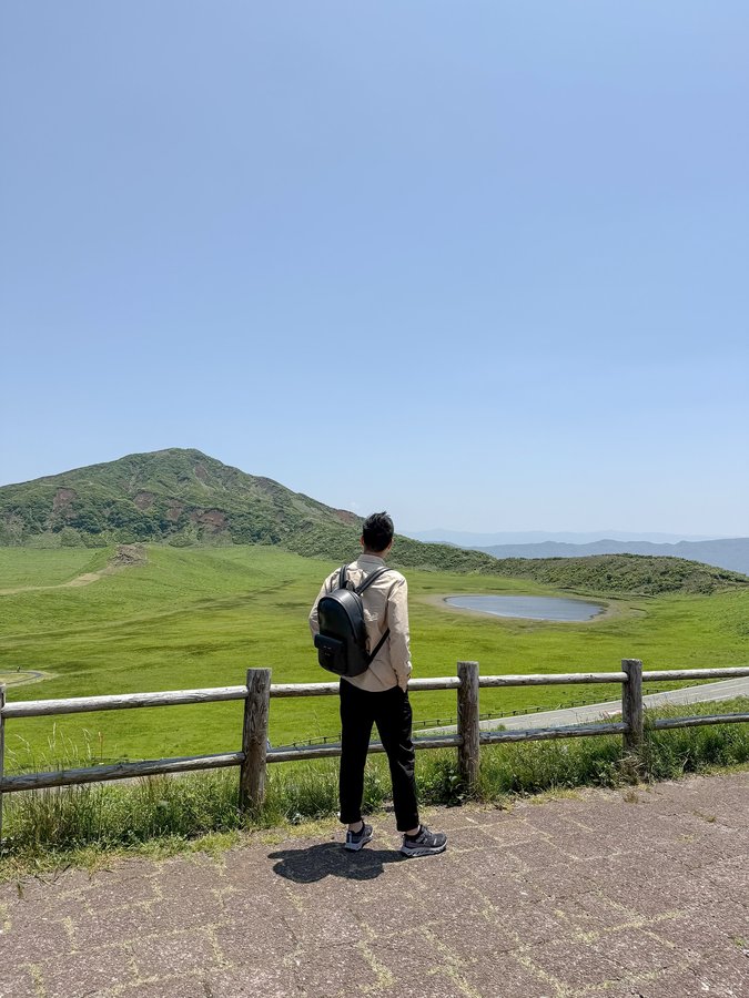 Instagram post by @daddy.xj for GRAMS28. Caption reads: This is my favourite bag for family travel and I....