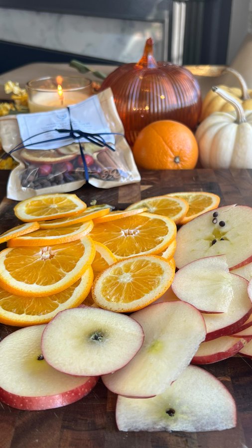 Instagram post by @shelikesmilk for Caraway Home. Caption reads: HOLIDAY SIMMER POTS🍊🍂🎄

comment “link” to have....