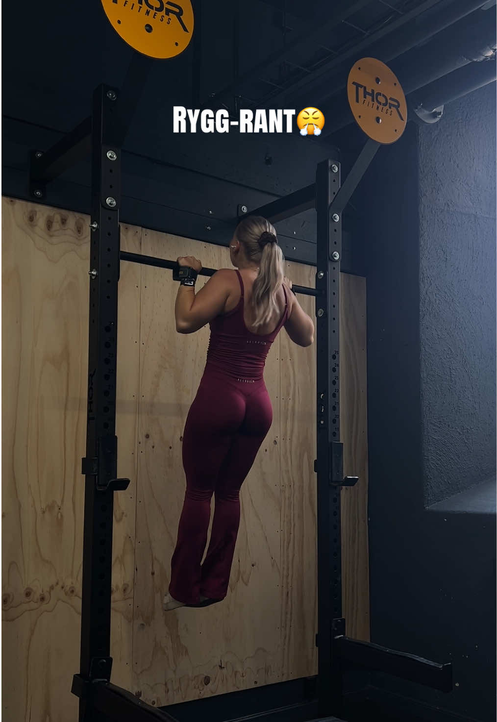 TikTok post by @sagapihlstrm for RELODE. Caption reads: Kan vi bojkotta rygg tack🙏🏼 AD @RELODE. kod....