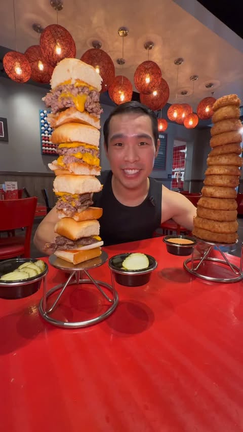 Instagram post by @asianchowdown for KING'S HAWAIIAN. Caption reads: [...] featuring King’s Hawaiian Rolls 😋....