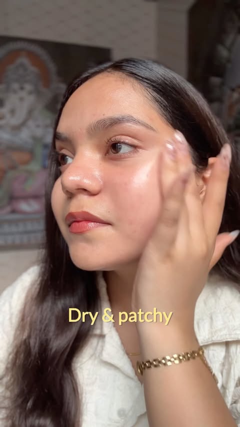 Instagram post by @ilovebeingawomennn for Asaya. Caption reads: [...] underneath everything. 💅🏻 The....