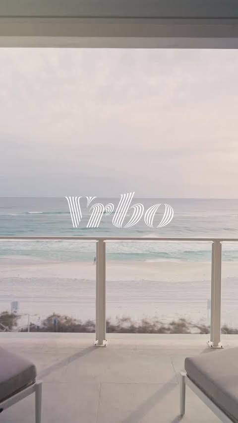 Instagram post by @gentrythejournalist for Vrbo. Caption reads: #ad Why do I love @vrbo ? Weekend getaways are so....