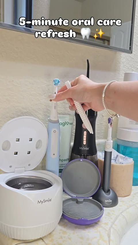 Instagram post by @vio.oliu for MySmile USA. Caption reads: [...] tools sparkling clean 🦷✨ @mysmile....
