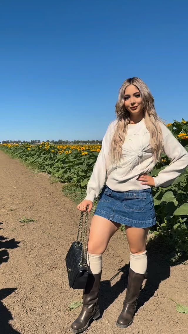 Instagram post by @ohheyitsevee for Merokeety. Caption reads: Soft, feminine, and a little bit cozy ✨....