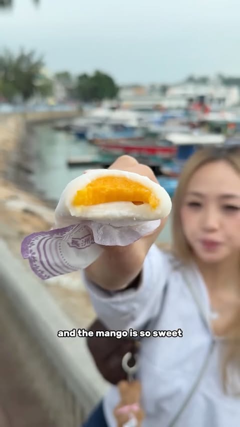 Instagram post by @catherine.desserts for Cathay Pacific. Caption reads: [...] #ad @easthk @sugarhk.rooftop @cathaypacific....