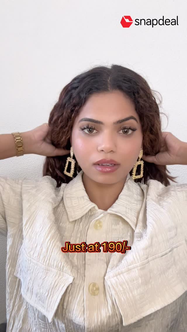 Instagram post by @iamprachi1611 for Snapdeal. Caption reads: Comment for the link !!!
#earrings #snapdeal....