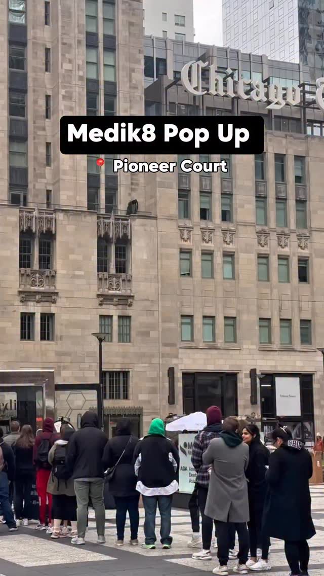 Instagram post by @chicago_forfree for Medik8. Caption reads: Treat yourself today, Chicago 👏

@officialmedik8....