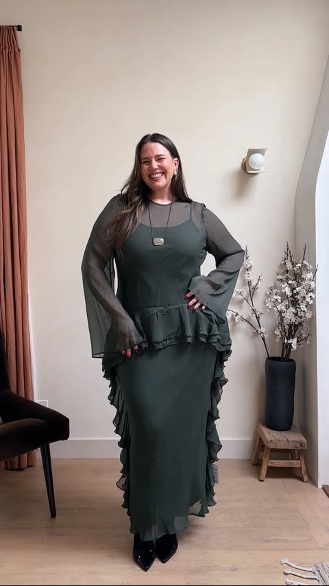 Instagram post by @fittybritttty for Flodesk. Caption reads: I’m so excited to share that the first issue of....