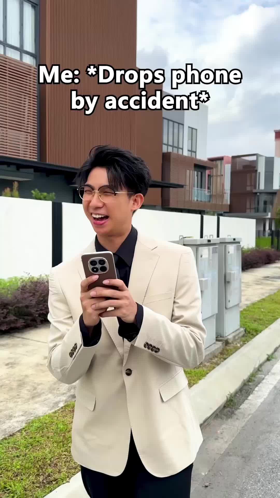 TikTok post by @robinlim39 for Xiaomi. Caption reads: [...] #ItsTitanTough #REDMITitanDurability			....