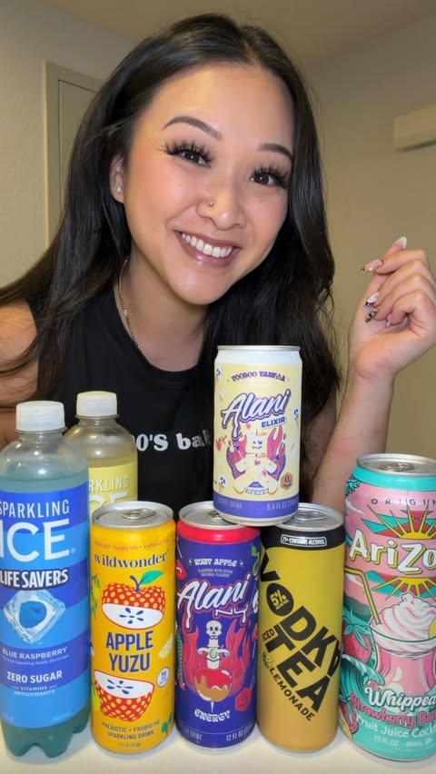 Instagram post by @trinhdoesthings for Minute Maid. Caption reads: [...] 💖 @drinkarizona @alaninutrition @minutemaid....