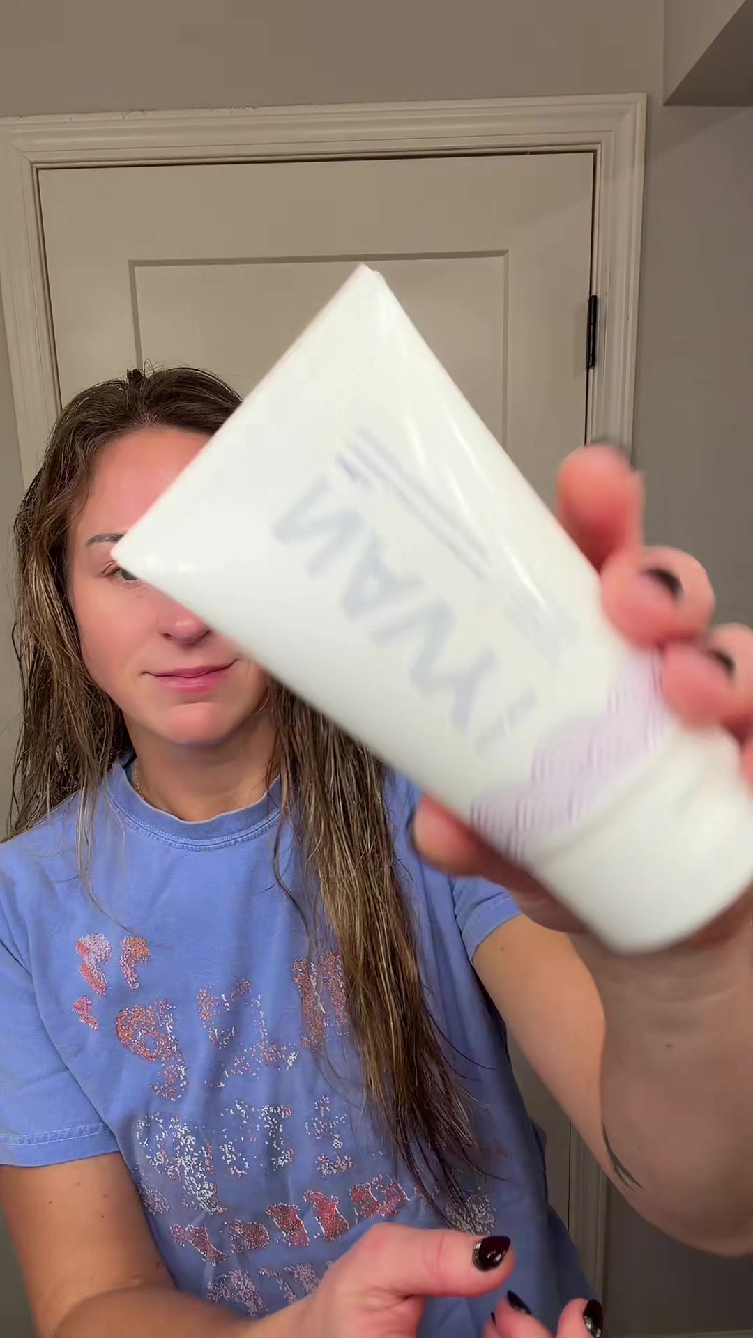 TikTok post by @_noracecilia for NAVY Hair Care. Caption reads: Navy is a must-try hair brand!!! @navyhaircare....