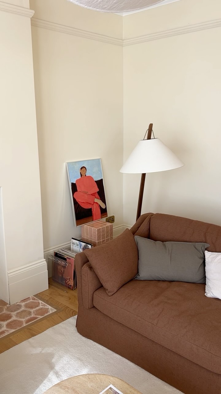 Instagram post by @emswells for Wall of Art. Caption reads: [...] kind of adult decisions I love making…....