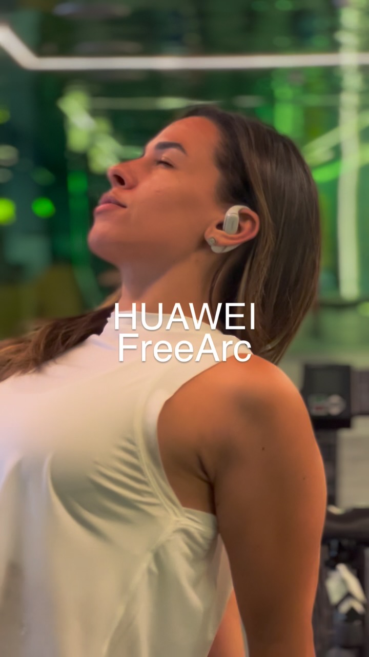 Instagram post by @bethelight.noor for Huawei Mobile France. Caption reads: Tried, tested, and very quickly ranked as the best....