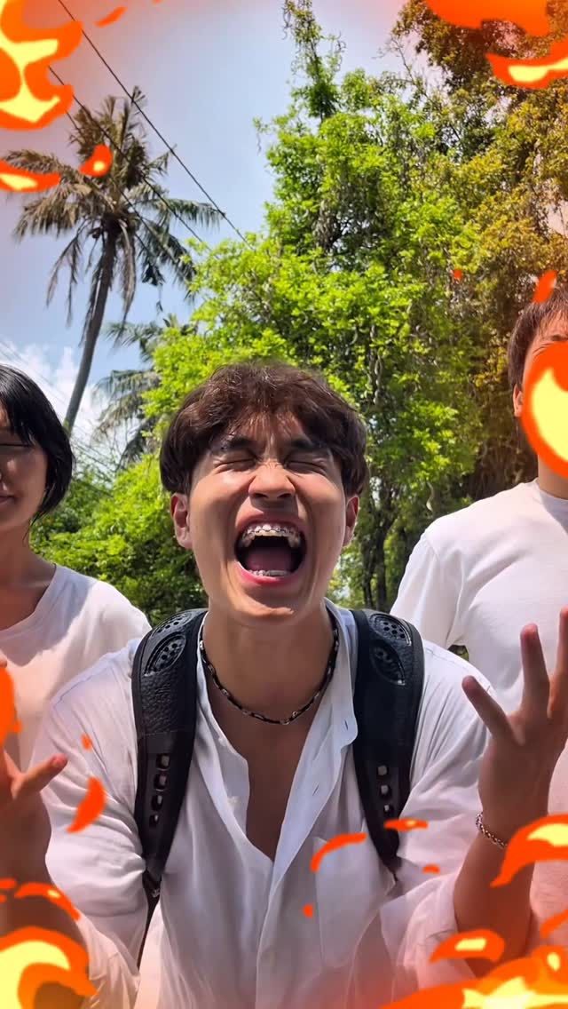 Instagram post by @namonalisa_ for Sprite. Caption reads: POV วิ่งเล่นช่วงอากาศร้อนมันเป็นแบบนี้....
