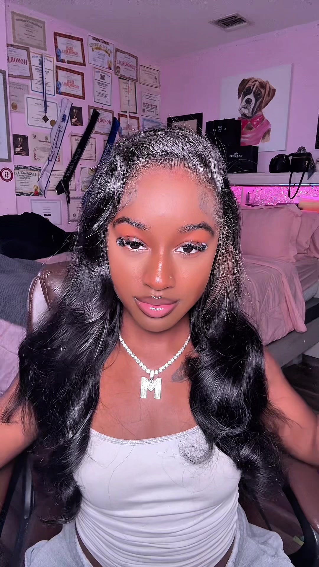 TikTok post by an influencer for Wavytalk Wigs. Caption reads: [...] part wigg ! 😍😍 hair from @Wavytalk Wigs -....