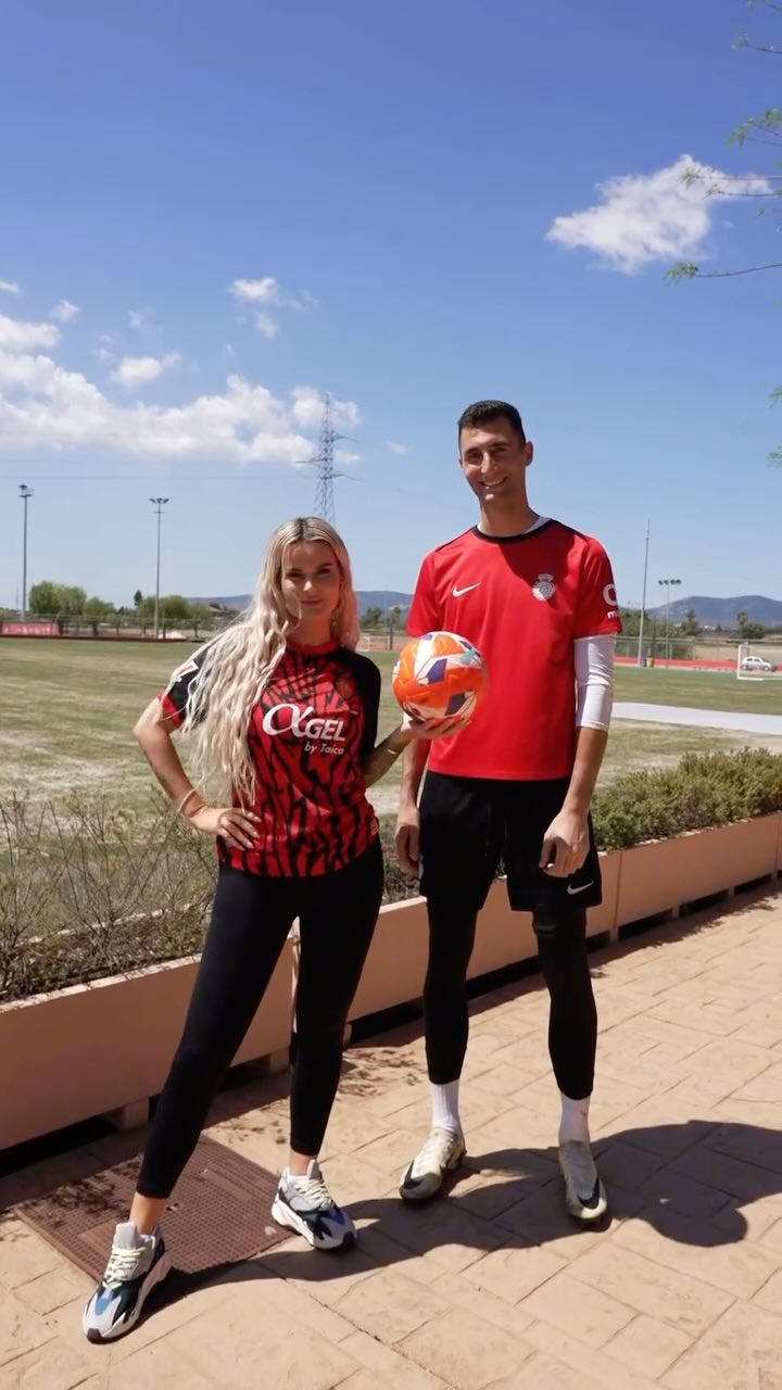 Instagram post by @boss_baby001k for Sportsbet.io. Caption reads: [...] much better than this! Big thanks to....