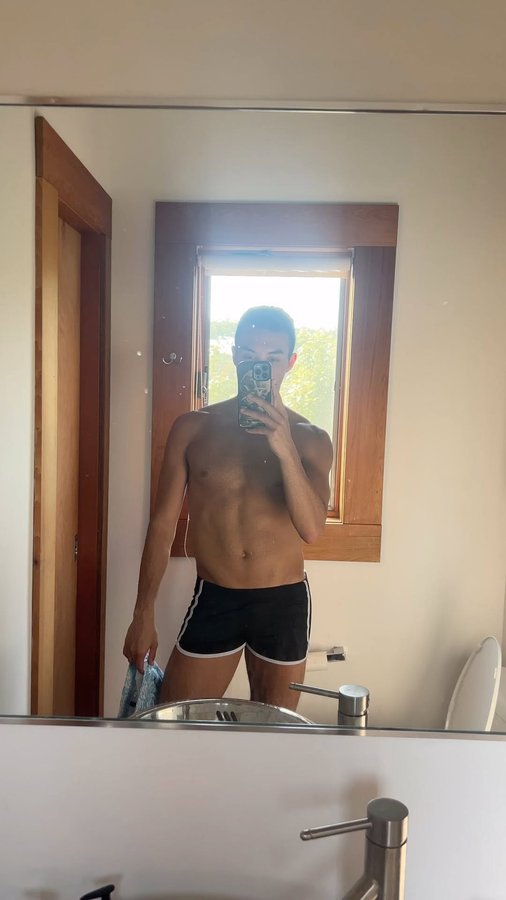 Instagram post by @joseph.lucido for Save The Duck. Caption reads: Summer has finally arrived and I couldn’t be....