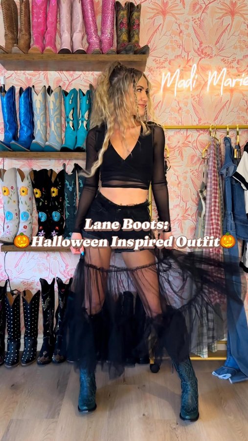 Instagram post by @madi.marie.k for Lane Boots. Caption reads: [...] #westernstyle #bluebottoms #laneboots.