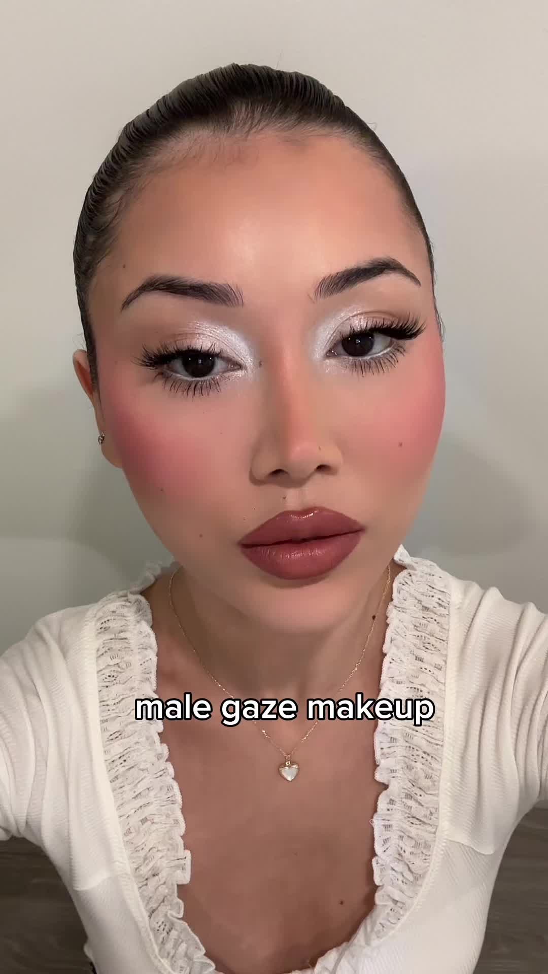 TikTok post by @nazliayunus for Lilly Lashes. Caption reads: No glue lashes from @Lilly Lashes makes all the....