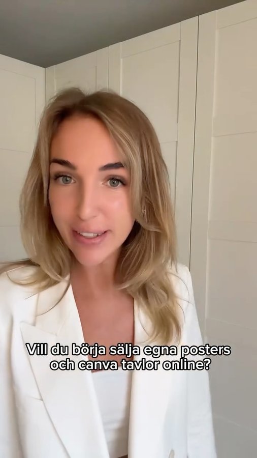 Instagram post by @amandarosendal for Gelato. Caption reads: Try @gelato ! Free to sign up + 50% off first....