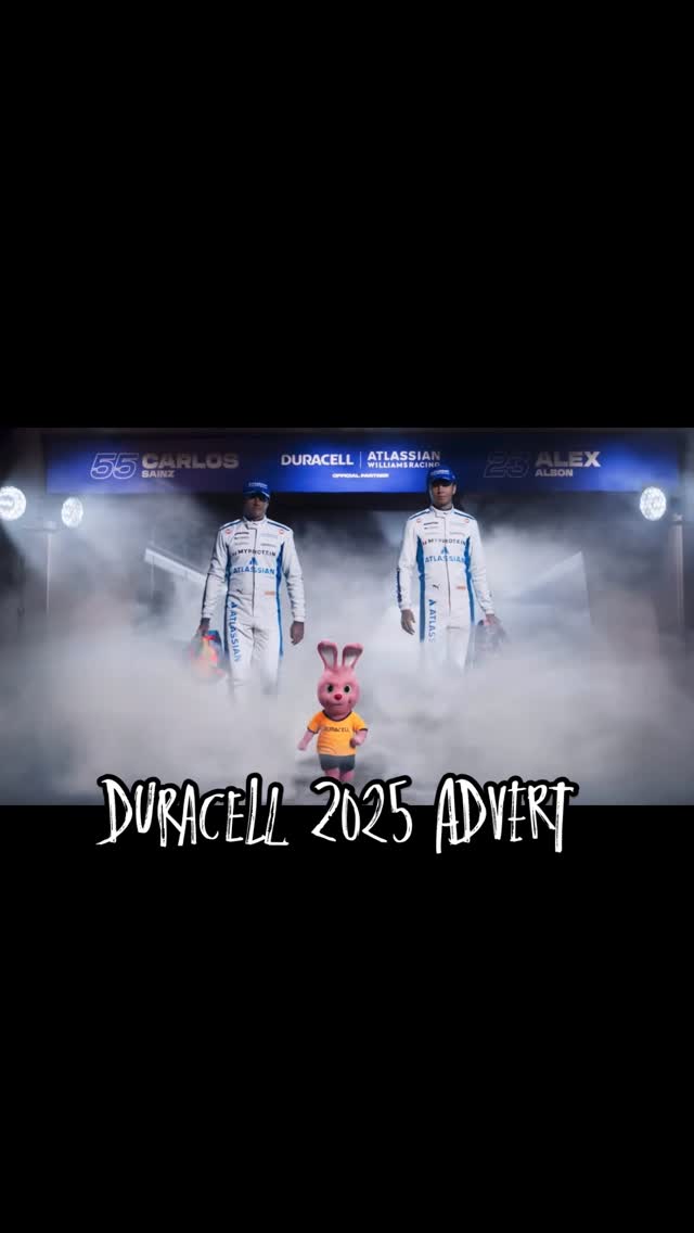 Instagram post by @carlossainz55chili for Duracell. Caption reads: [...] acting in this is all you need 

🎥-....