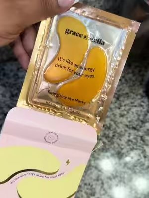 TikTok post by @dyamondniicole for Grace and Stella Russia. Caption reads: Early mornings as a mom doesn’t mean I have to....