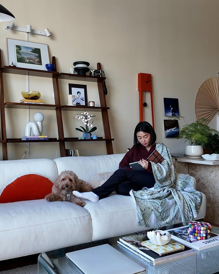 Instagram post by @homegirlhannah_ for Redbubble. Caption reads: [...] extra special, each box is filled with....