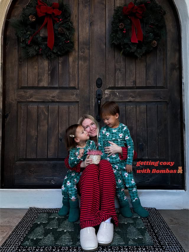 Instagram post by @kerenswan for Bombas. Caption reads: Living in our @bombas all cozy season long 🎄❤️✨....