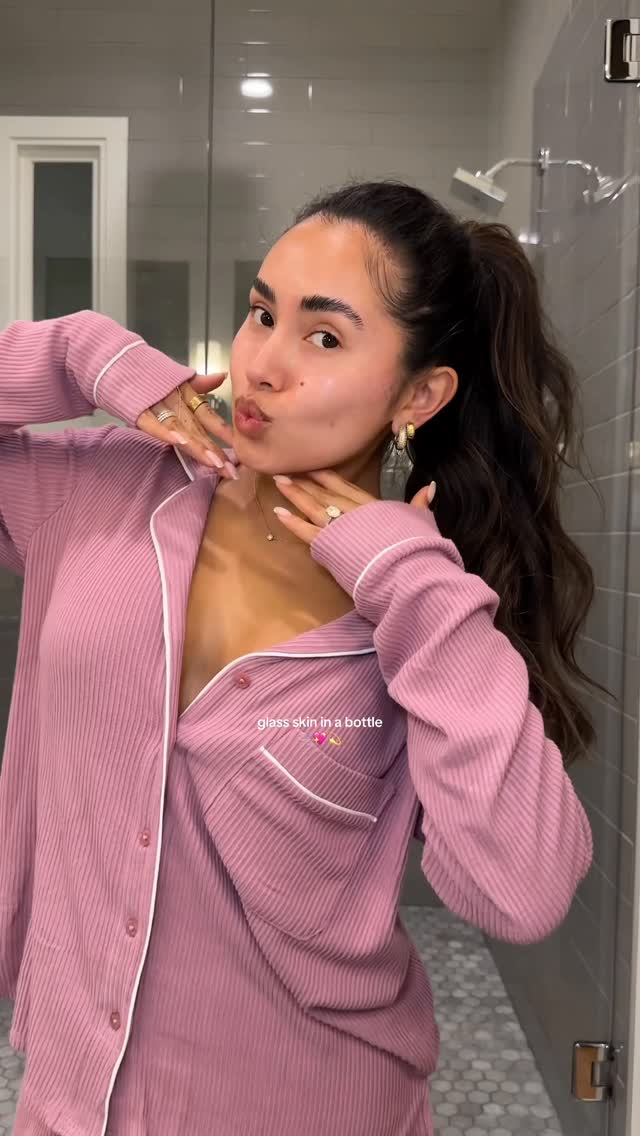 Instagram post by @kayteportillo for Skinfix. Caption reads: Morning and night… like clockwork ✨ glass skin by....