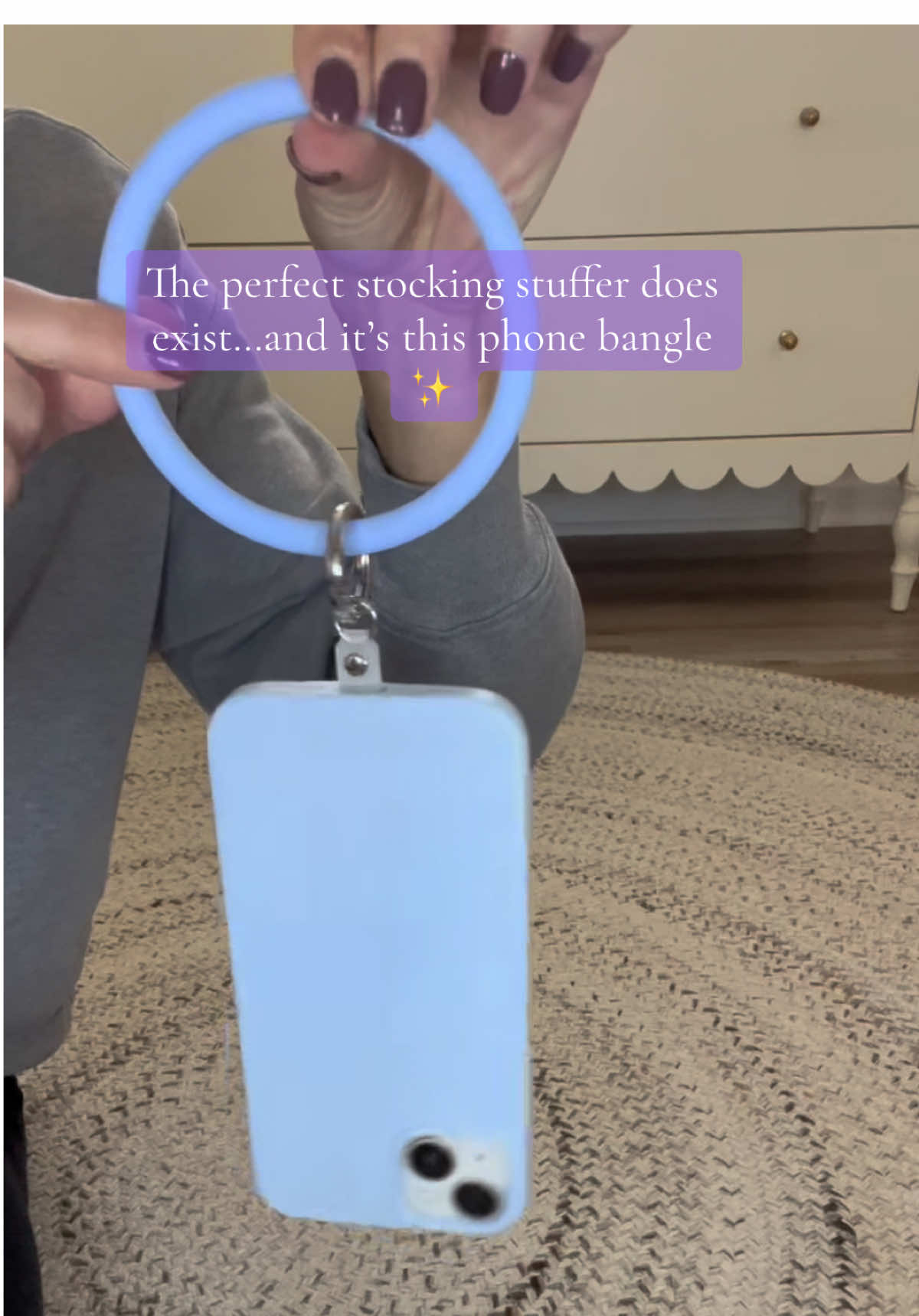 TikTok post by @sarah.romeo.creative for Case-Mate. Caption reads: [...] chic little phone bangle 🤍 Thank you....