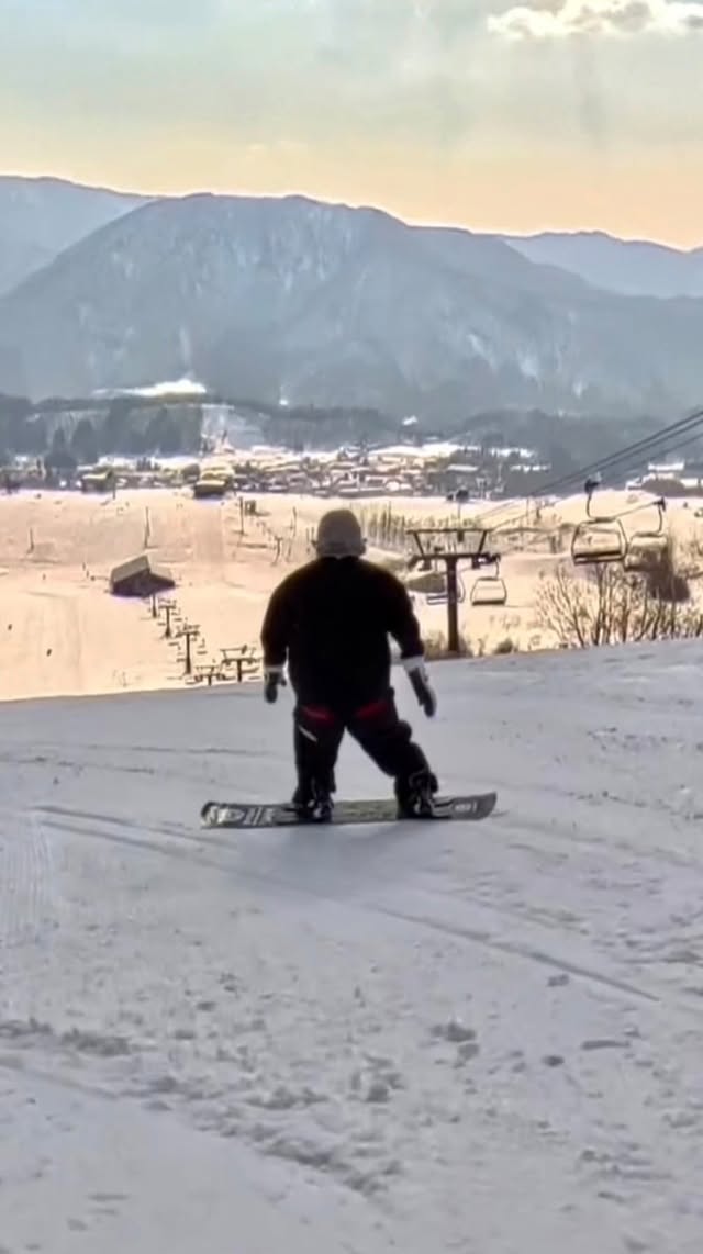 Instagram post by @yama_shun_snow for Nidecker. Caption reads: [...] @insta360_jp 【PR / sponsor】 （board）....