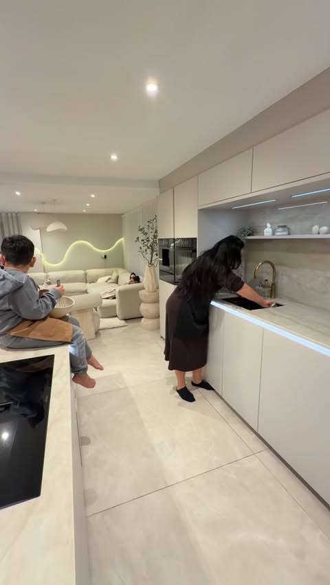 Instagram post by @dilanslife__ for Visit Abudhabi. Caption reads: Magic Moments in Abu Dhabi ✨
#inabudhabi....