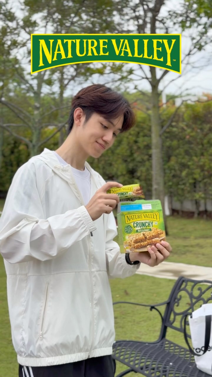 Instagram post by @chriis.koo for Nature Valley. Caption reads: Sun’s up ☀️ Shoes on 👟 Bar in hand....