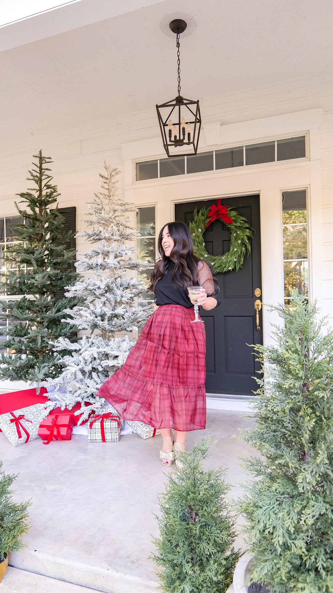 Instagram post by @amandawarren__ for King of Christmas. Caption reads: Dressy Festive Christmas Looks for everyone at the....