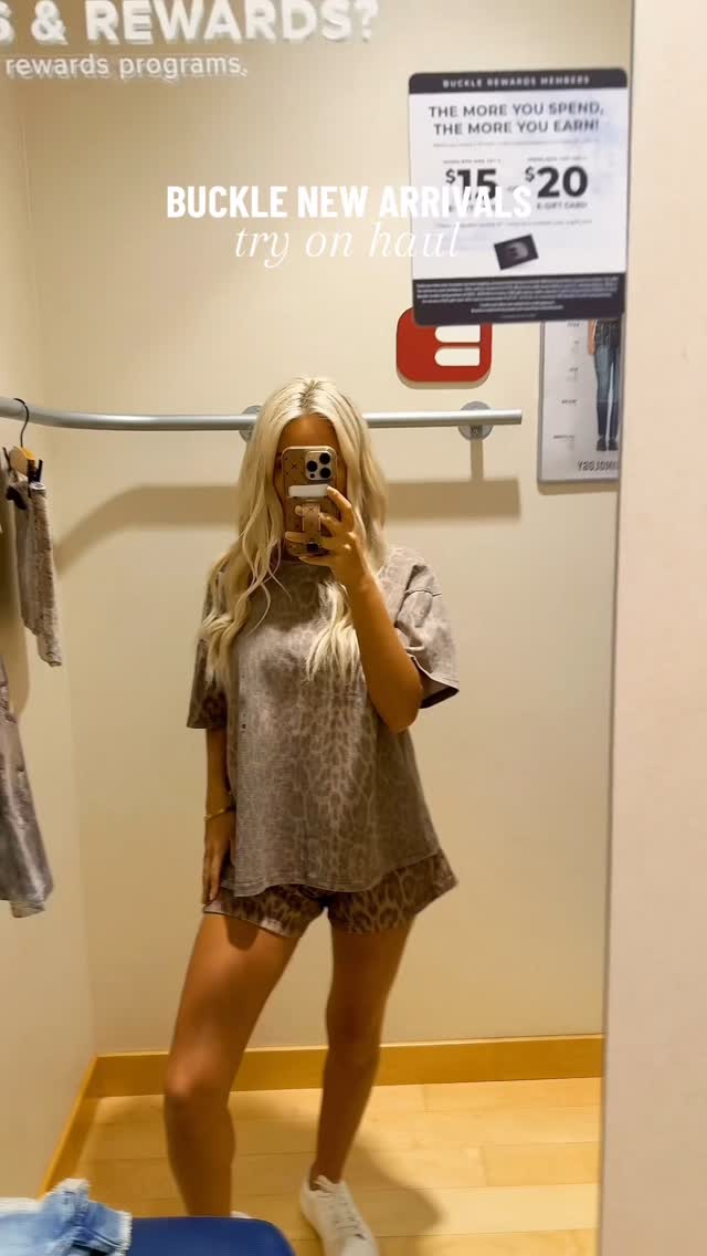 Instagram post by @logan_faye for Buckle. Caption reads: love me some new @buckle new arrivals....