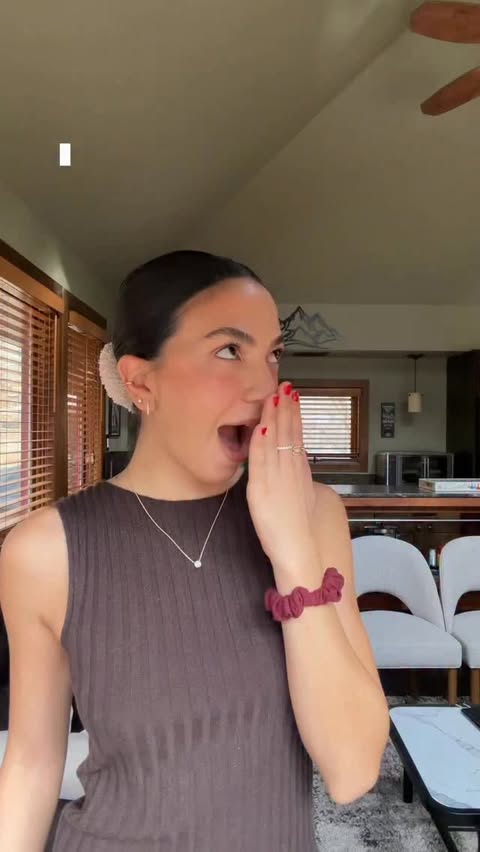 Instagram post by @nataleelinez for DSW. Caption reads: Run, don’t walk to the DSW Semi-Annual Sale....