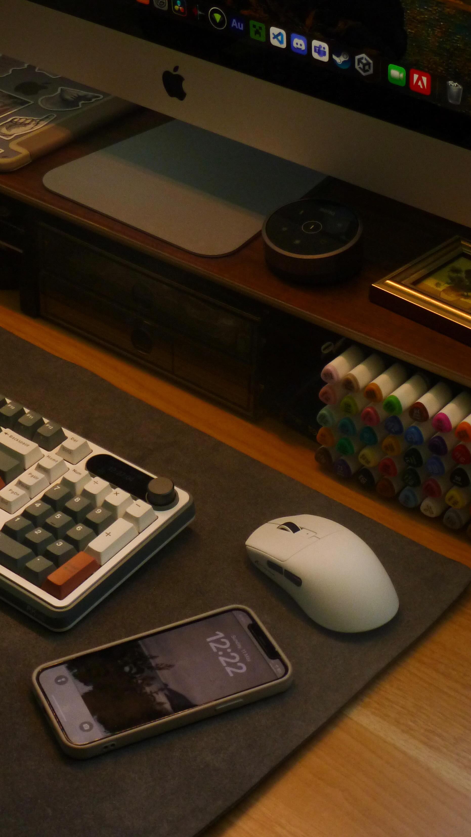 Instagram post by @kivada.notes for Attack Shark. Caption reads: [...] of gaming 👀 I got to try out this....