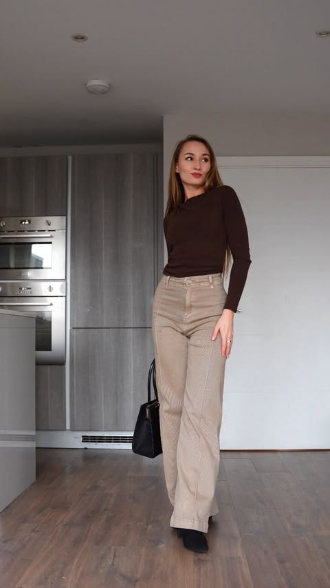 Instagram post by @jasminexhigh for RELA RELA. Caption reads: [...] unreal, and the style? Next level.....