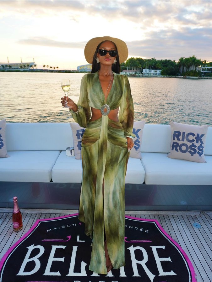 Instagram post by @iamceccy for Luc Belaire. Caption reads: Vibes as smooth as the @officialbelaire I’m....