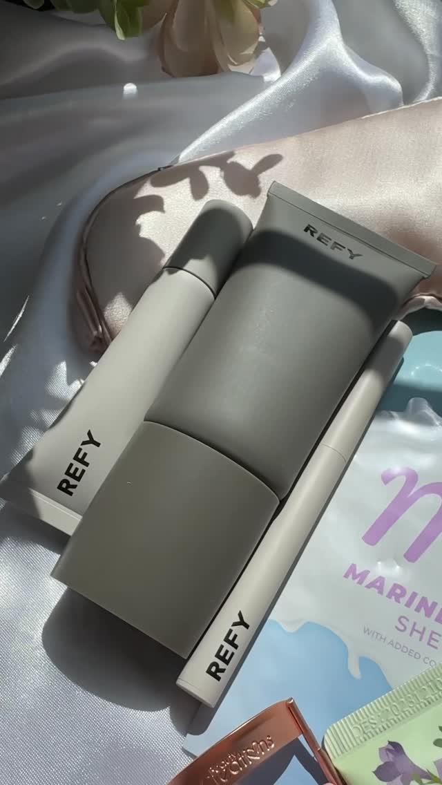 Instagram post by @labeautygirly07 for PINCHme. Caption reads: Want to try Refy beauty for free? One thing we all....