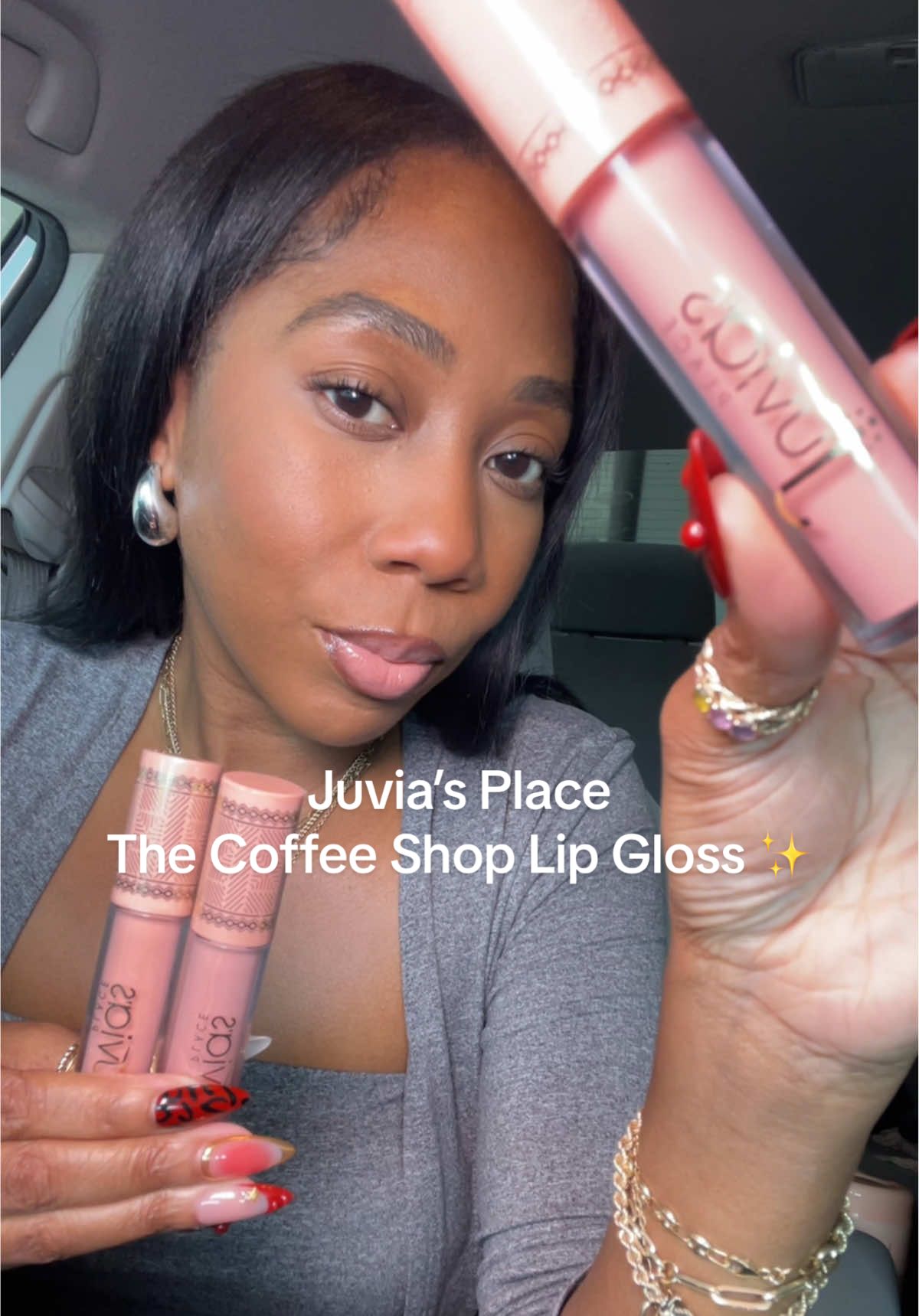 TikTok post by @turah21 for BUXOM Cosmetics. Caption reads: [...] Lip liner @Rom&nd US lip kit and....
