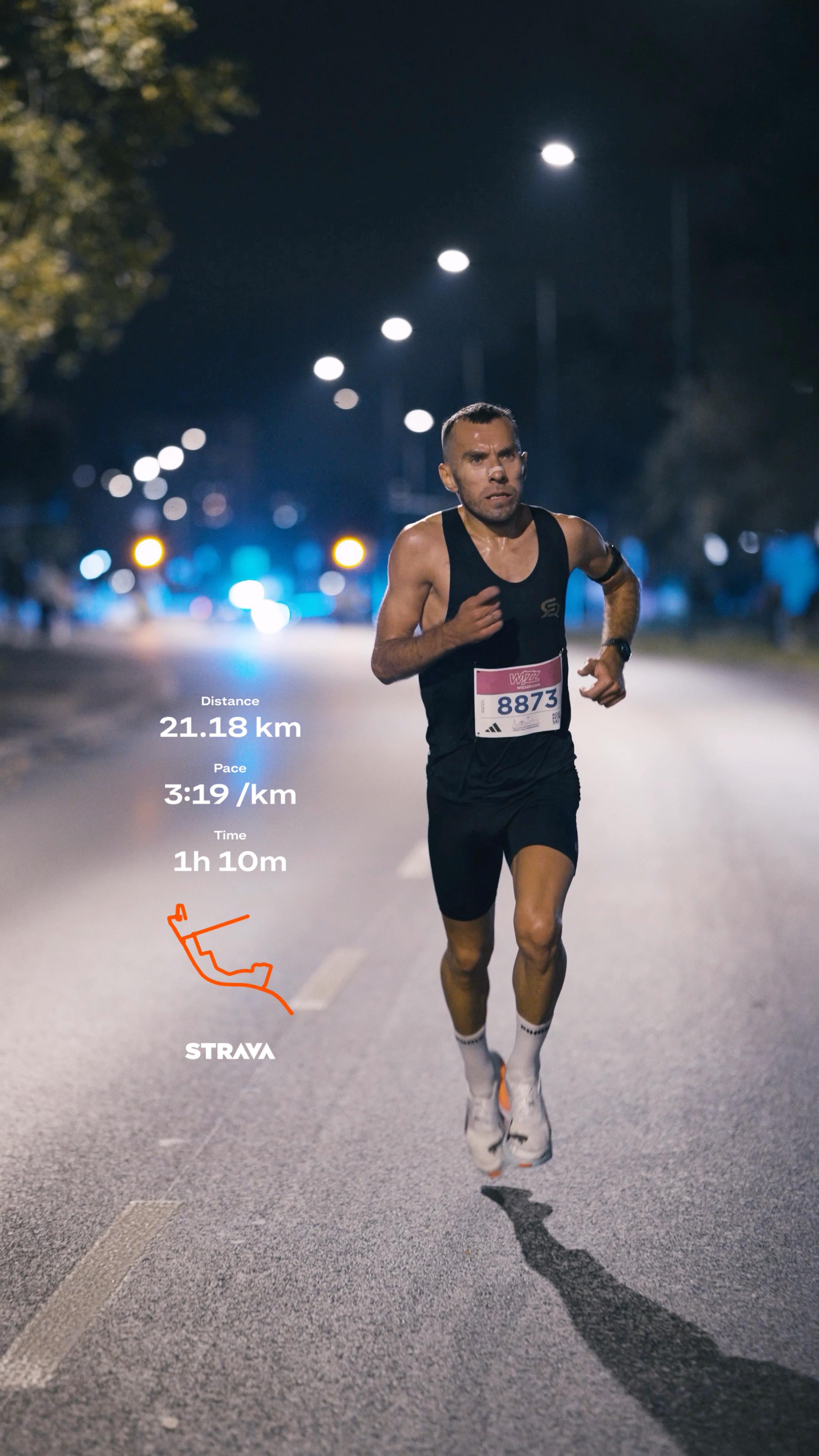 Instagram post by @bartektrenuje for Rough Radical. Caption reads: @polmaratonpraski 2025 przeszedł do historii.....