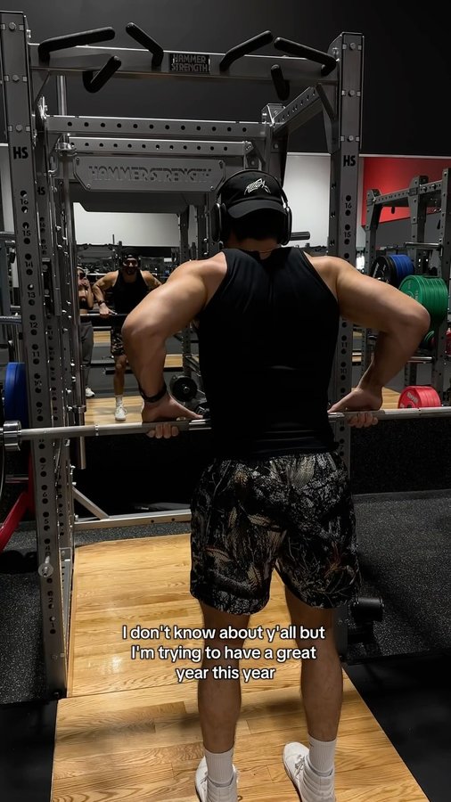 Instagram post by @tinozach for CON-CRĒT Creatine. Caption reads: Goals are locked @concret_creatine #ConCretPartner....
