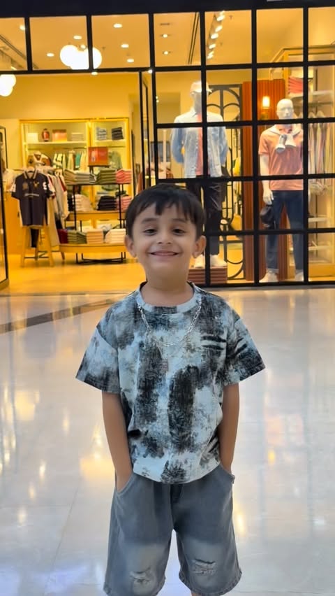 Instagram post by @swaritsaroha.reels for Hopscotch. Caption reads: Serving little fashionista energy with....